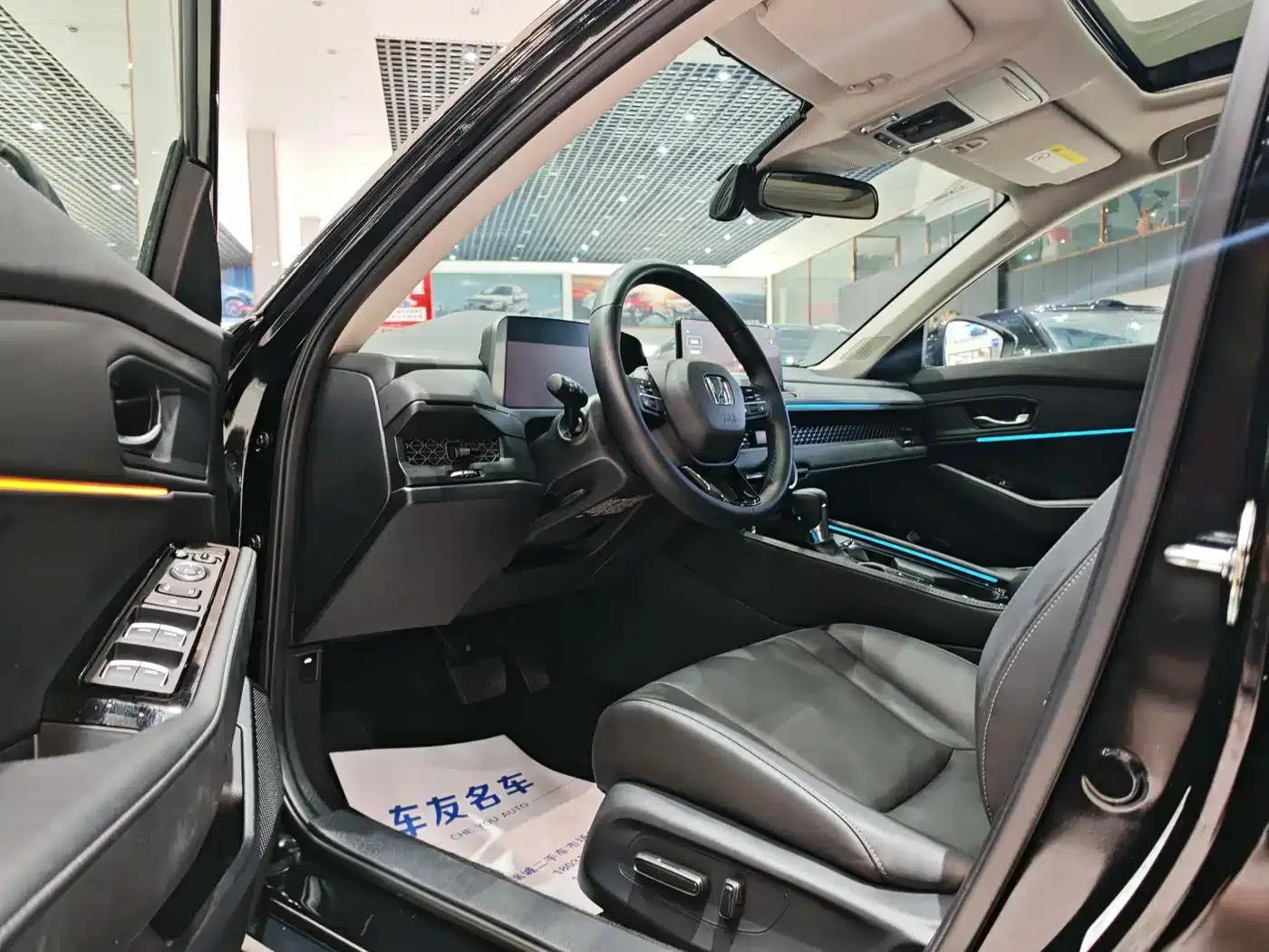 Accord 2025 260TURBO Luxury Edition — миниатюра 4