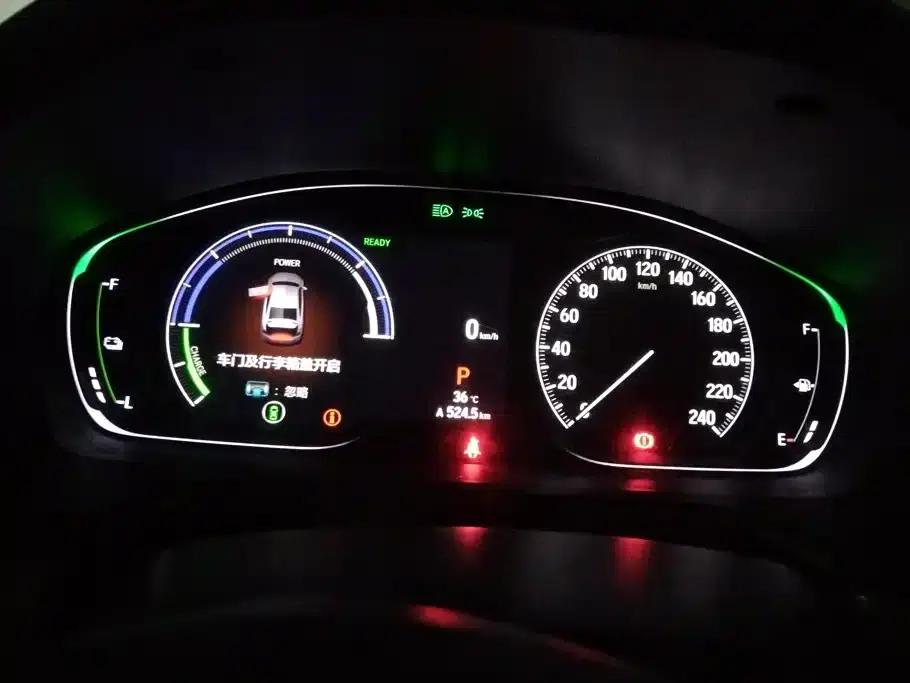 2022 Honda Accord Hybrid 2.0L Elite Edition — миниатюра 14