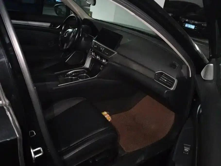 2022 Honda Accord Hybrid 2.0L Elite Edition — миниатюра 8