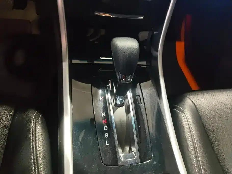 2016 Honda Accord 2.0L Comfort Edition — миниатюра 16