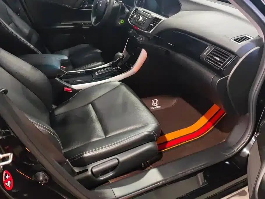 2016 Honda Accord 2.0L Comfort Edition — миниатюра 8