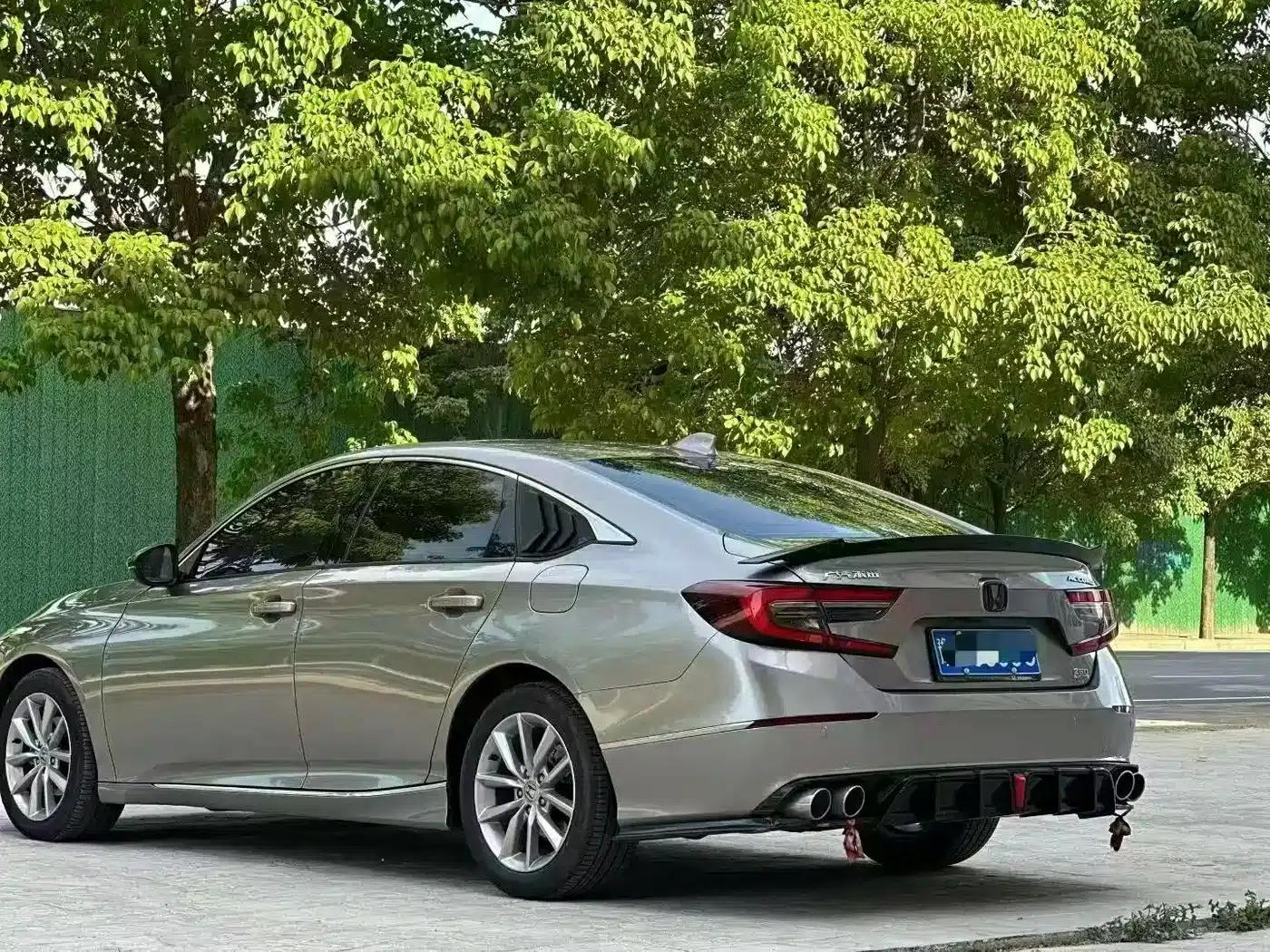 2022 Honda Accord 260TURBO Luxury Edition — миниатюра 8