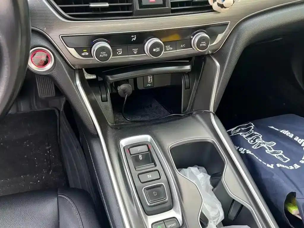 2018 Honda Accord Hybrid 2.0L Sport Edition (National V Emission Standard) — миниатюра 5
