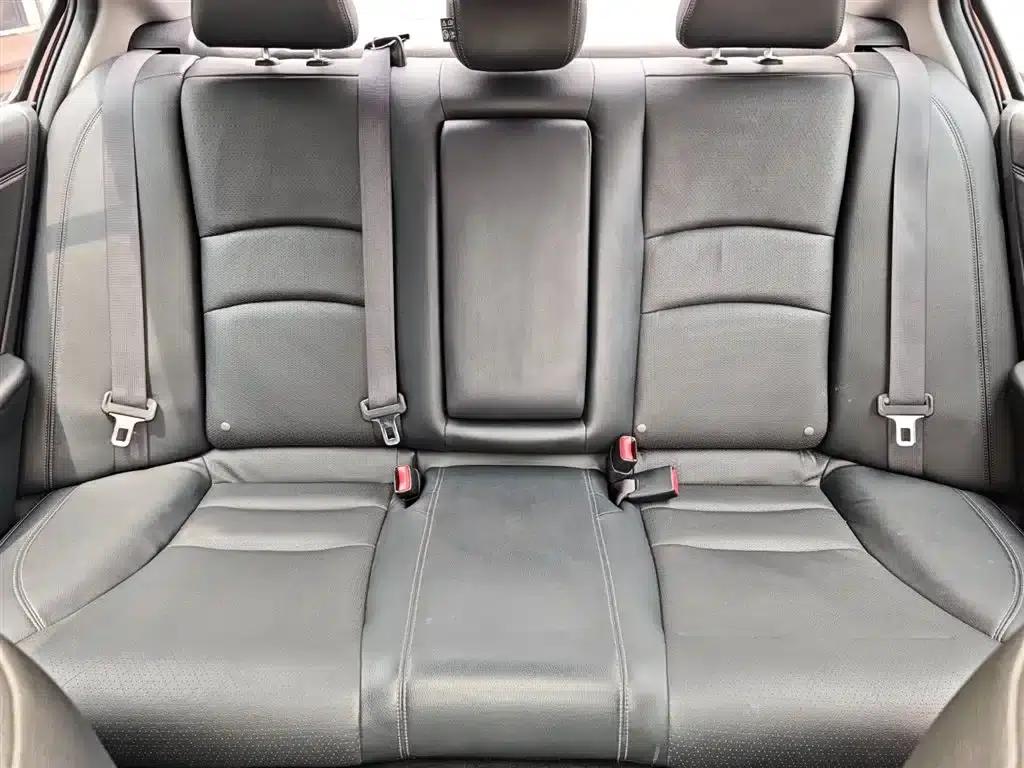 2015 Honda Accord 2.4L EX Luxury Edition — миниатюра 23
