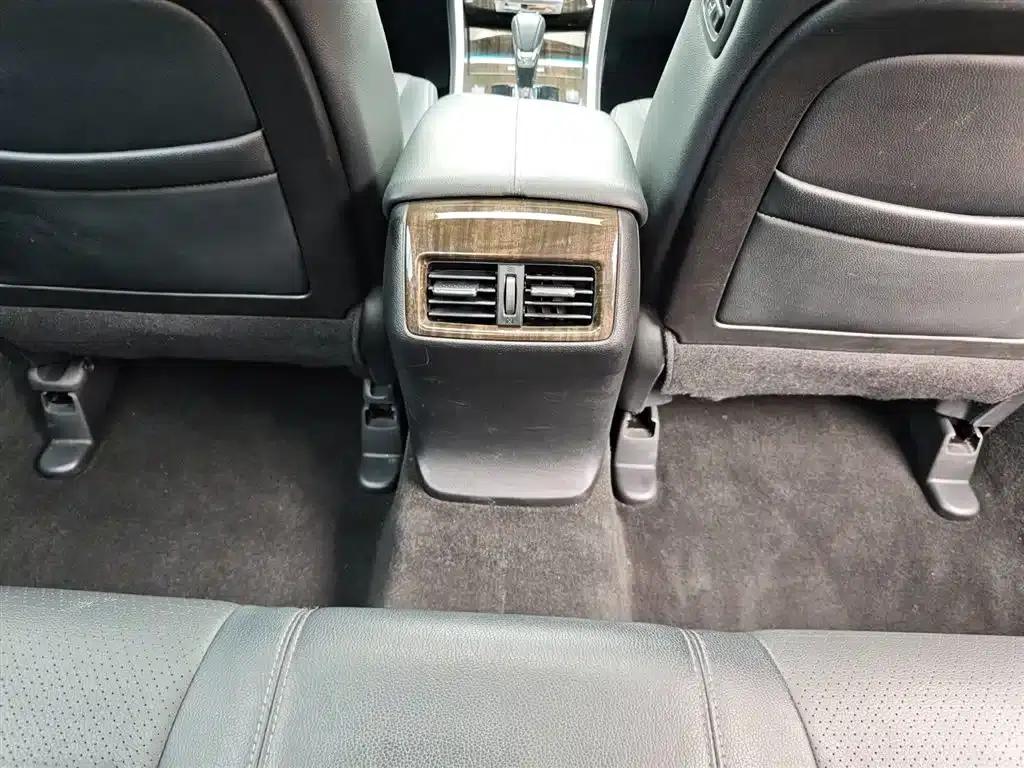 2015 Honda Accord 2.4L EX Luxury Edition — миниатюра 26