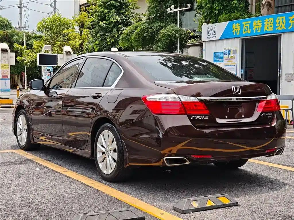 2015 Honda Accord 2.4L EX Luxury Edition — миниатюра 7