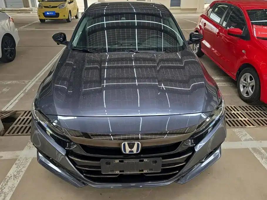 2022 Honda Accord Hybrid 2.0L Phantom Night Edition — миниатюра 2