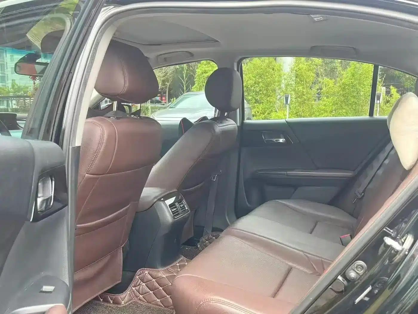 2016 Honda Accord 2.0L Comfort Edition — миниатюра 4