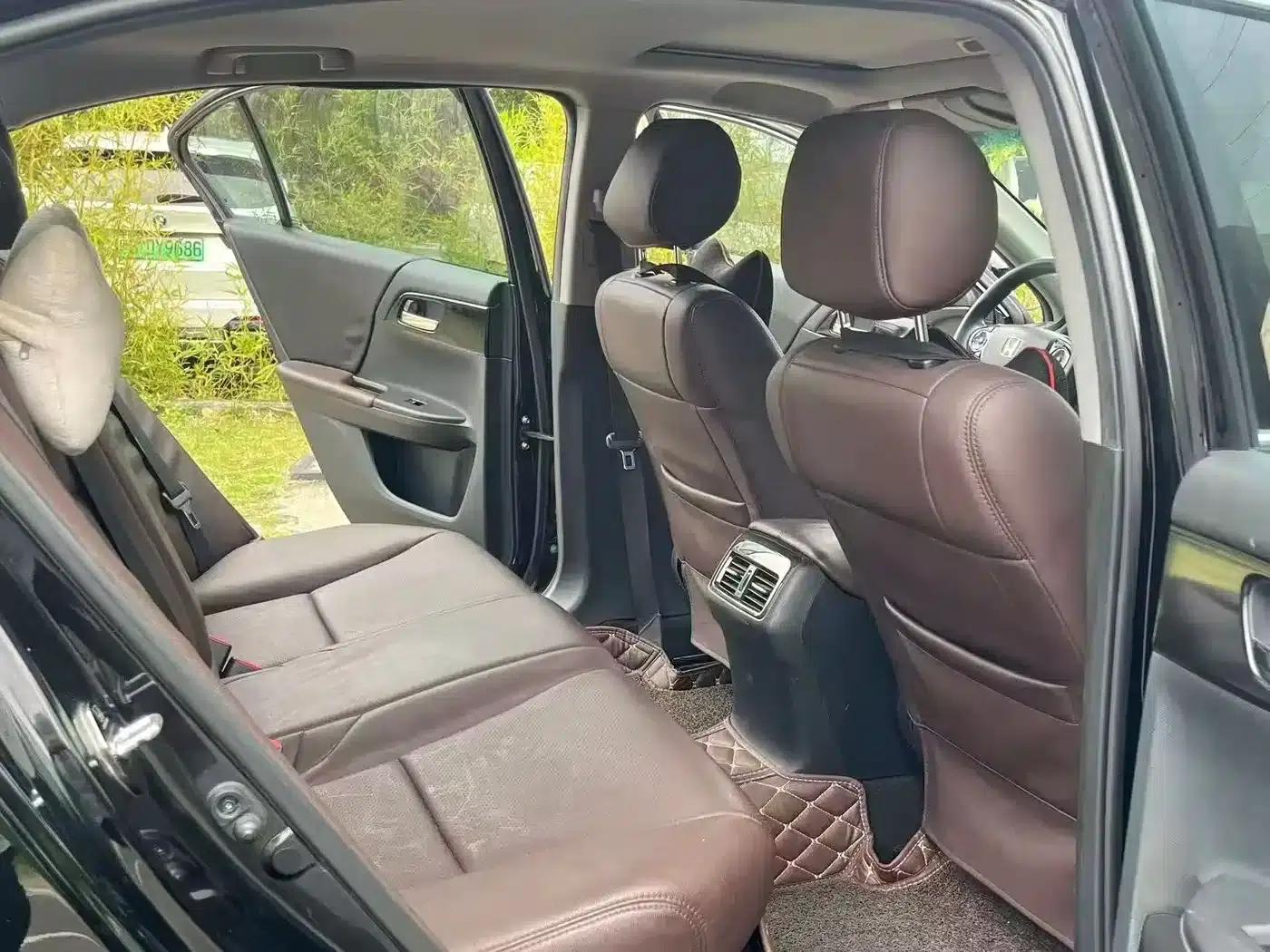 2016 Honda Accord 2.0L Comfort Edition — миниатюра 5