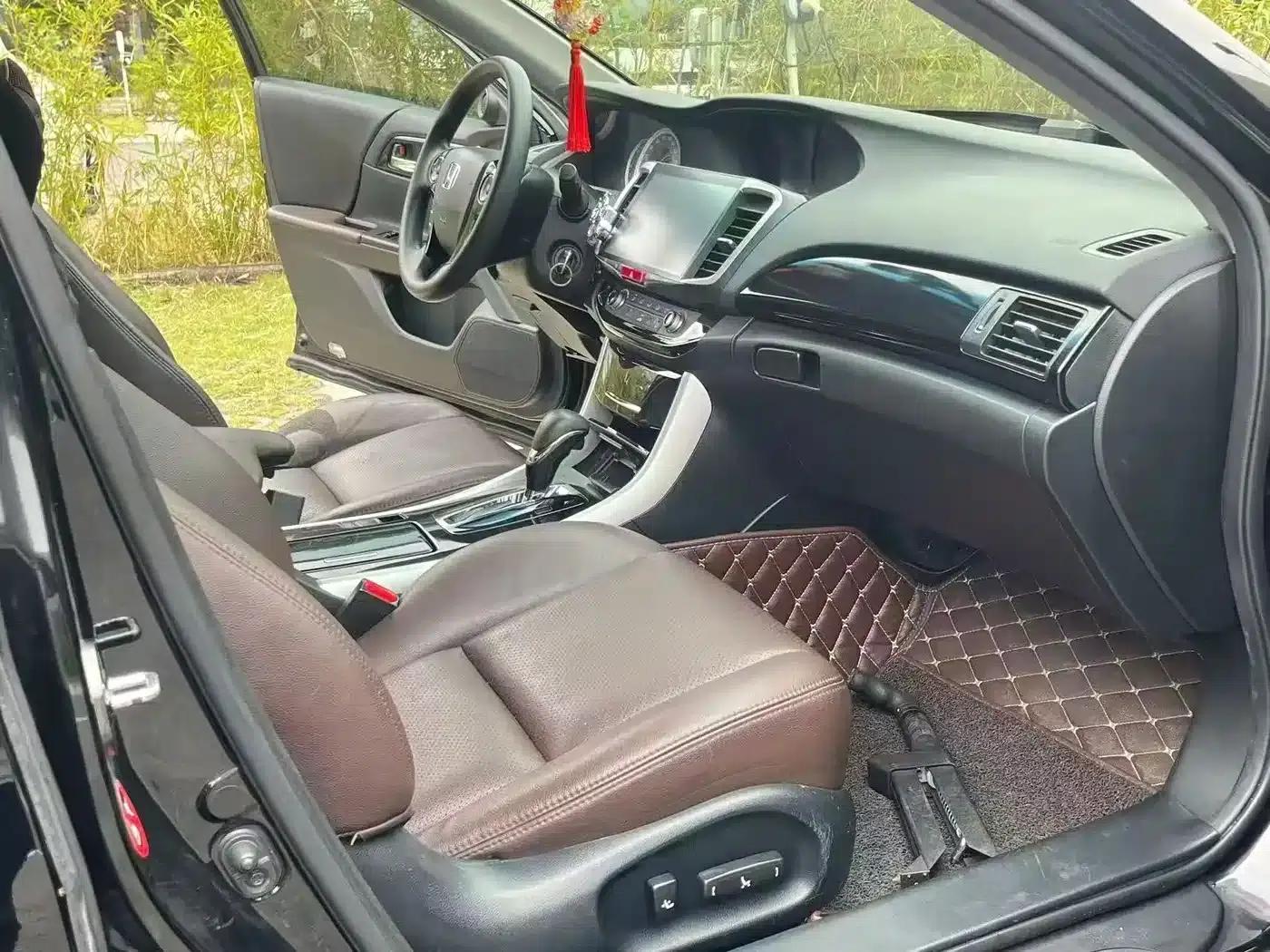 2016 Honda Accord 2.0L Comfort Edition — миниатюра 7