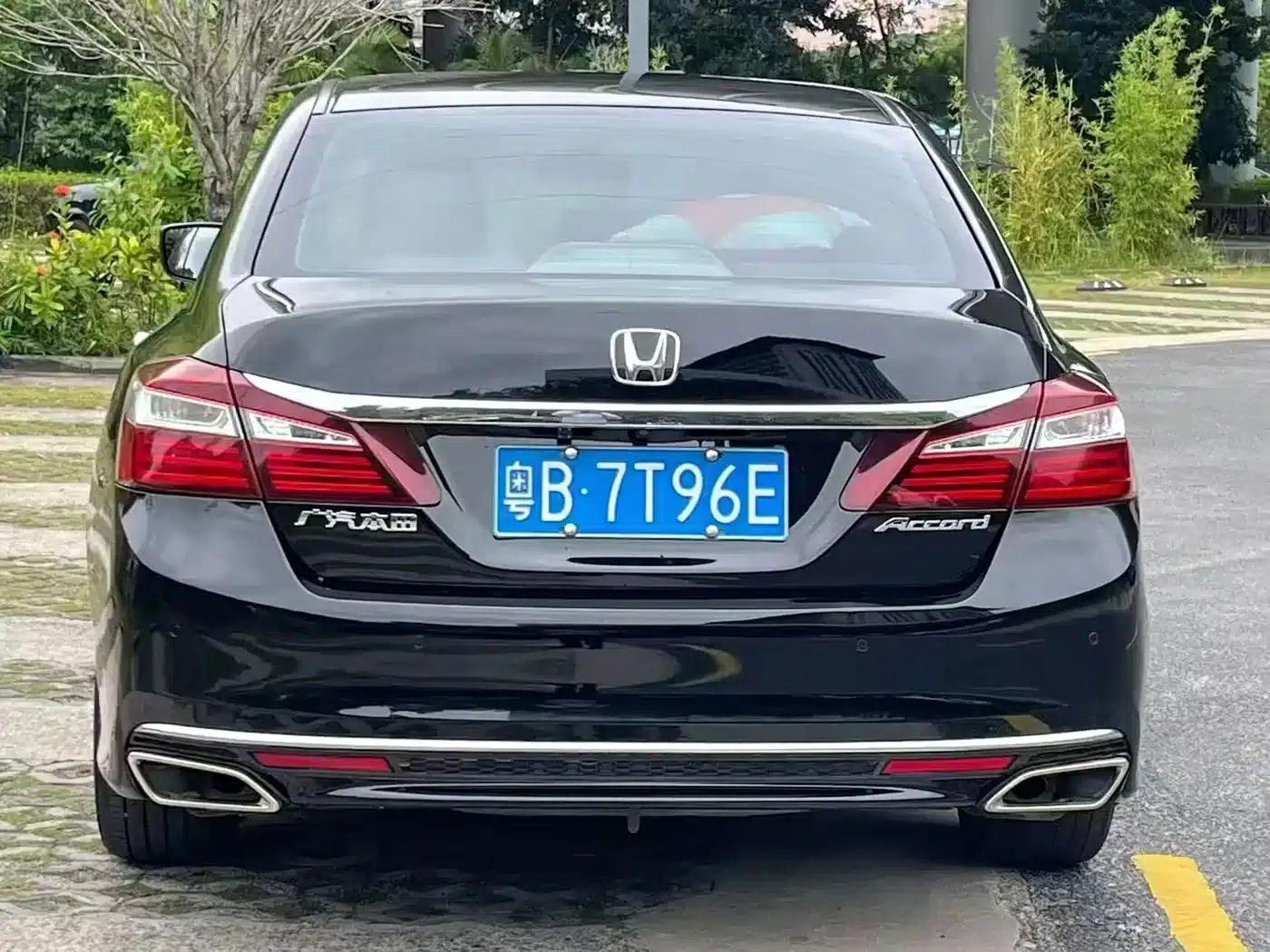 2016 Honda Accord 2.0L Comfort Edition — миниатюра 8