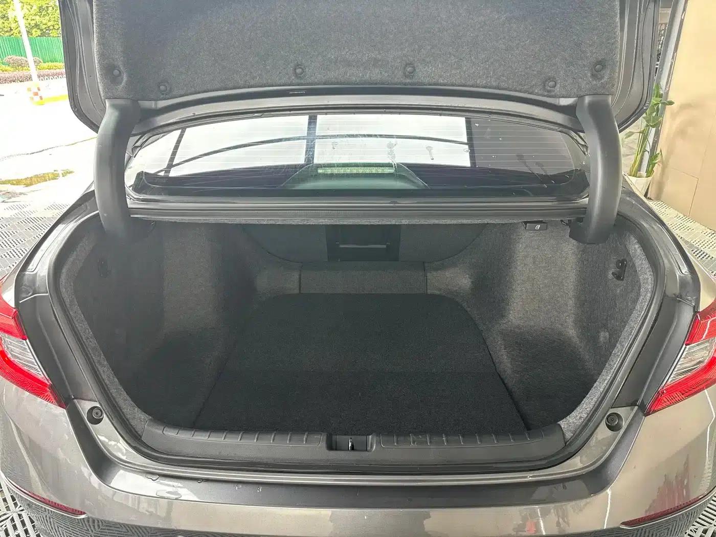 2018 Honda Accord Hybrid 2.0L Smart Edition (China VI Emission Standard) — миниатюра 14