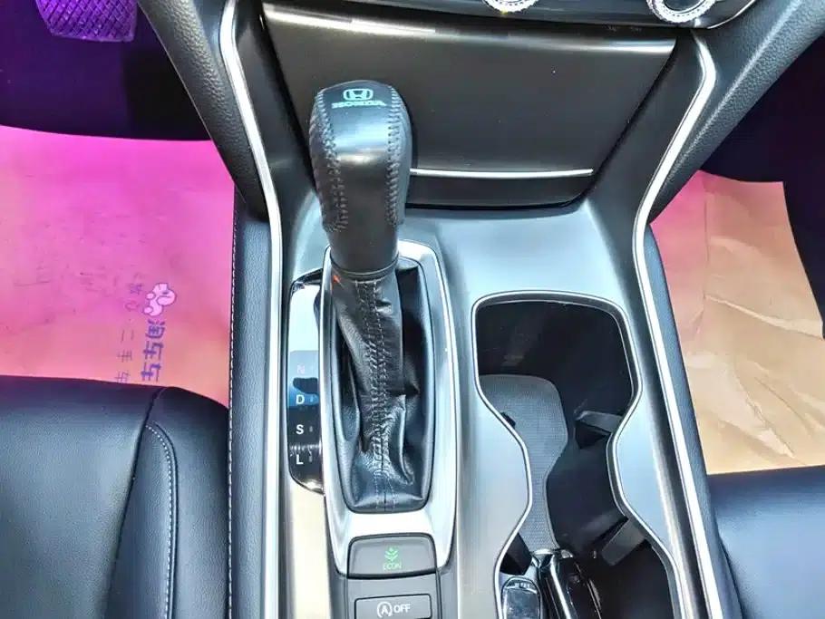 2018 Honda Accord 260TURBO Luxury Edition (China VI Emission Standard) — миниатюра 16
