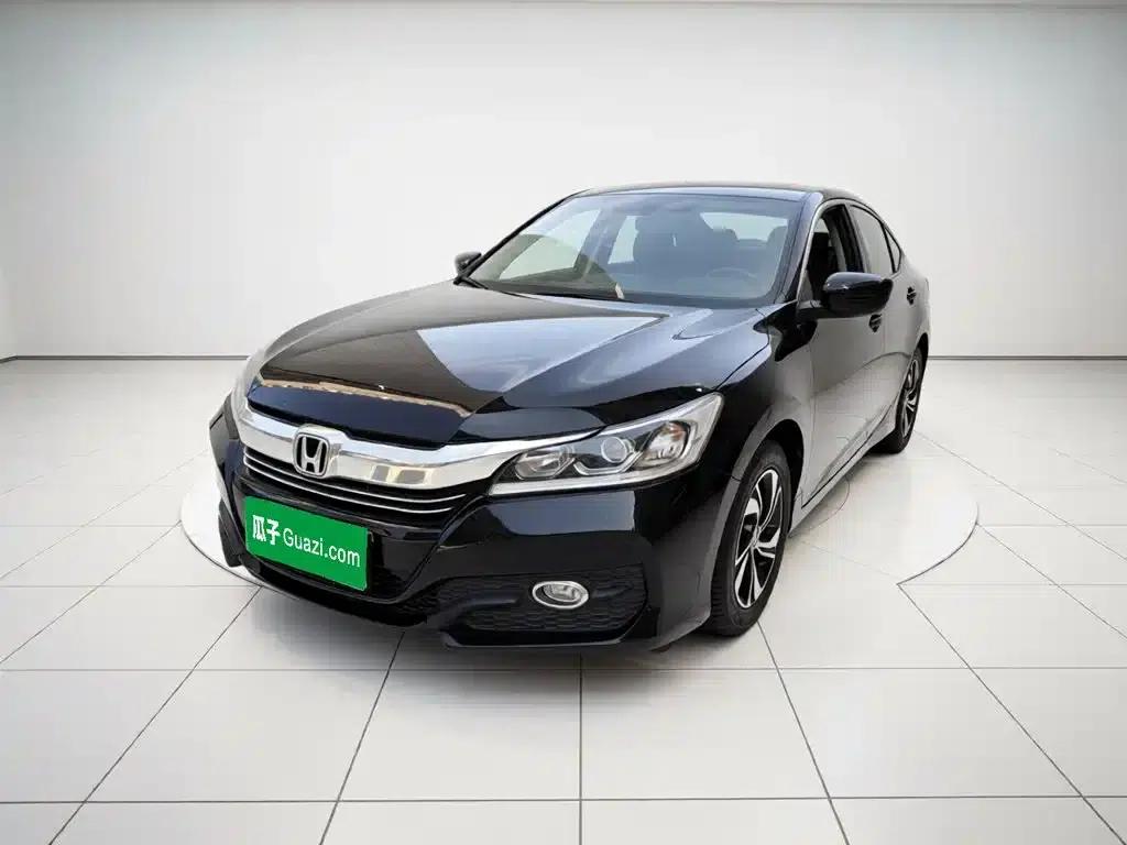 Accord 2016 2.0L Elite Edition — миниатюра 1