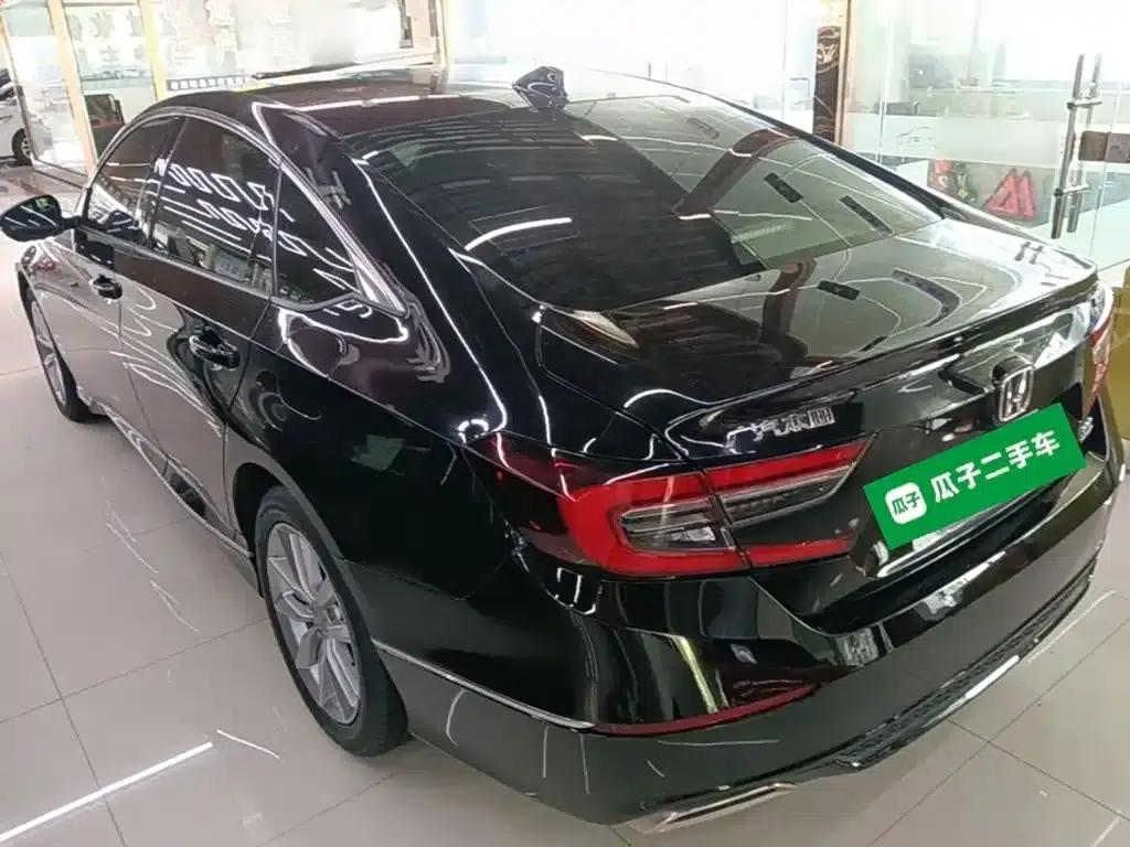 2022 Honda Accord 260TURBO Luxury Edition — миниатюра 5