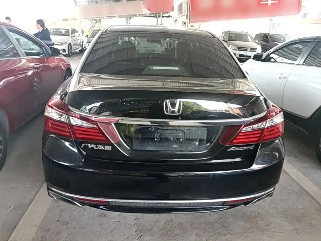 2016 Honda Accord 2.0L Comfort Edition — миниатюра 6