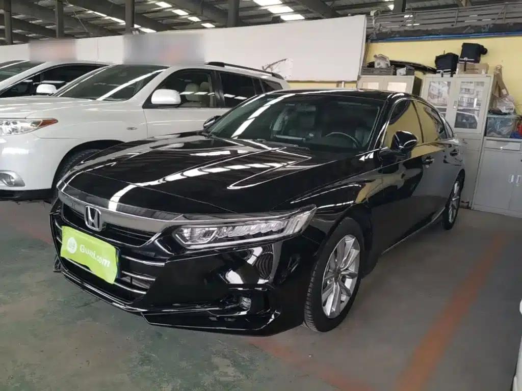 2022 Honda Accord 260TURBO Luxury Edition — миниатюра 2