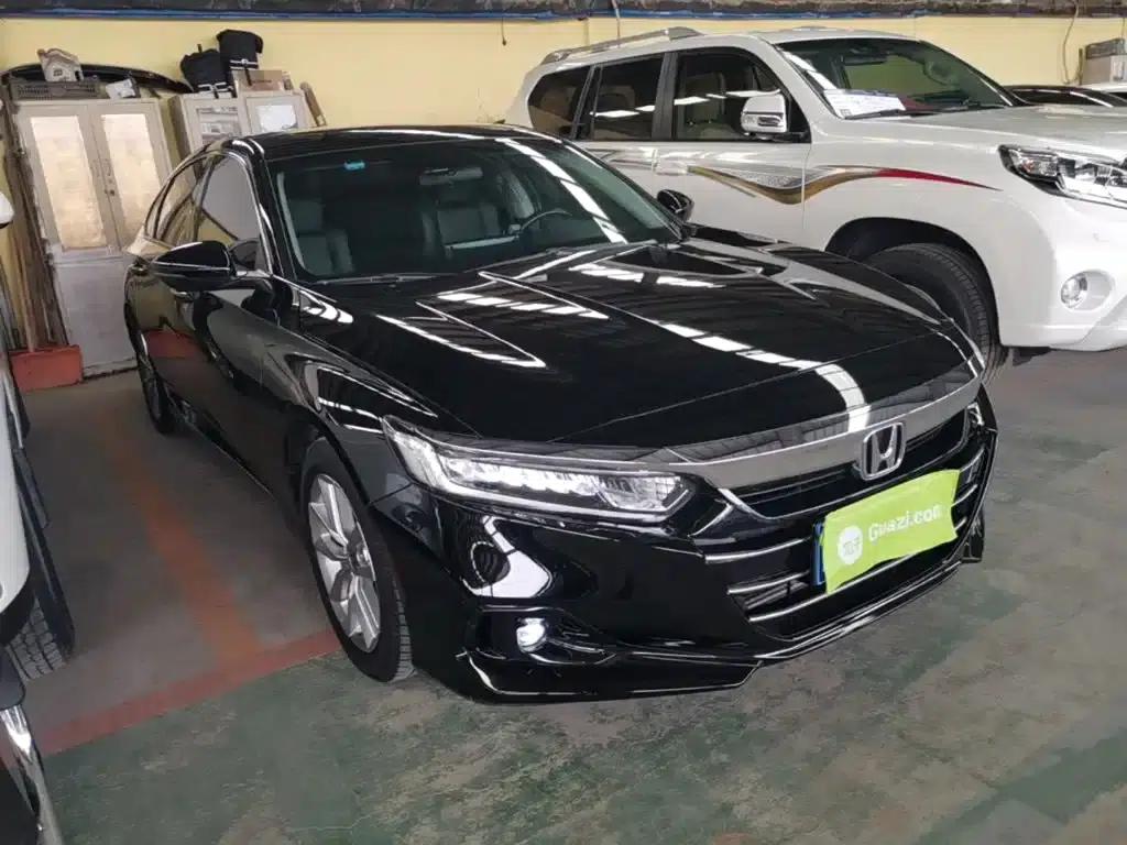 2022 Honda Accord 260TURBO Luxury Edition — миниатюра 4