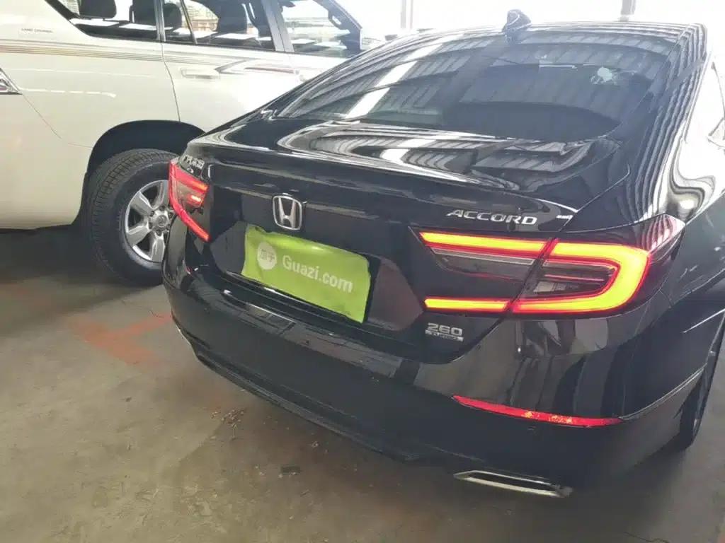 2022 Honda Accord 260TURBO Luxury Edition — миниатюра 6