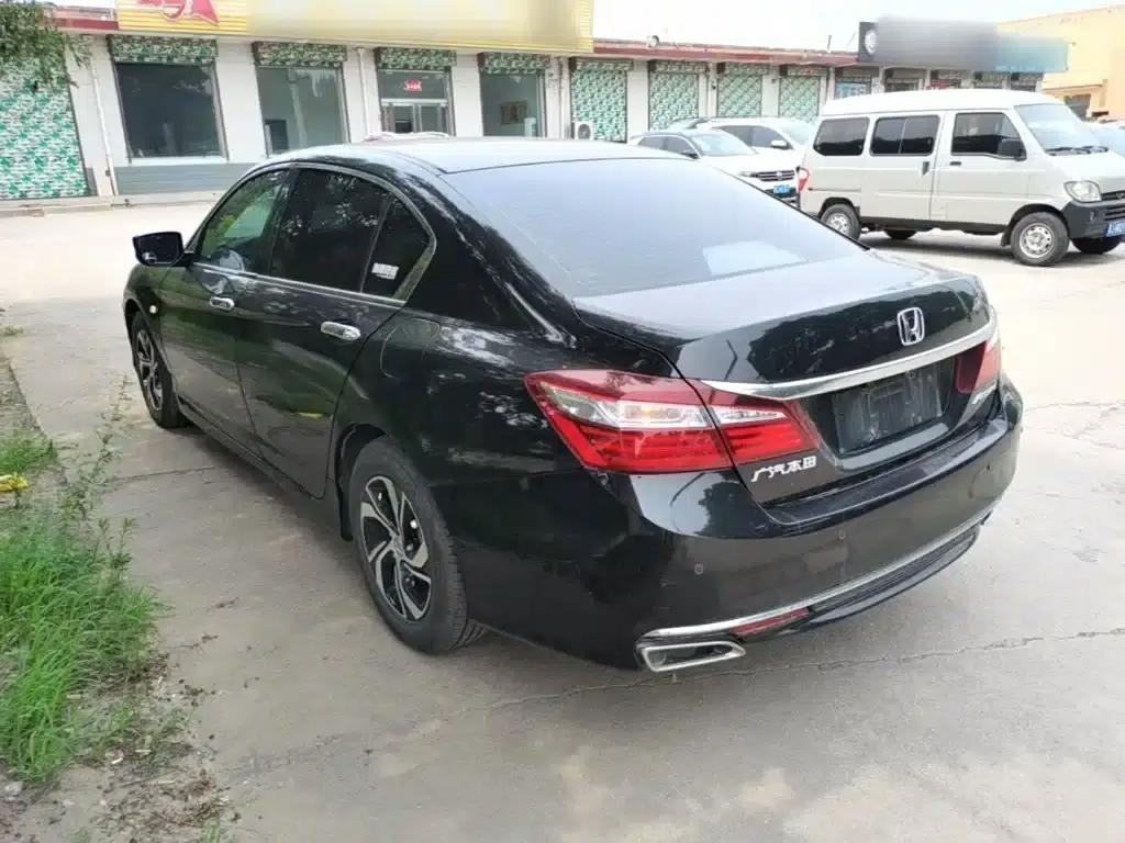 2016 Honda Accord 2.0L Comfort Edition — миниатюра 5