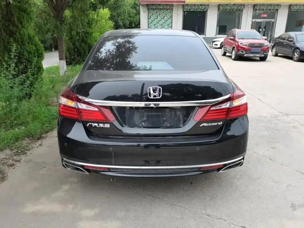2016 Honda Accord 2.0L Comfort Edition — миниатюра 6