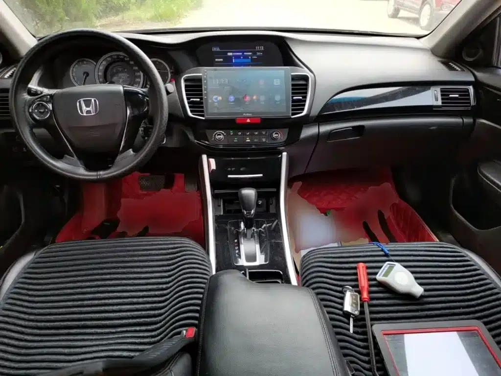 2016 Honda Accord 2.0L Comfort Edition — миниатюра 10