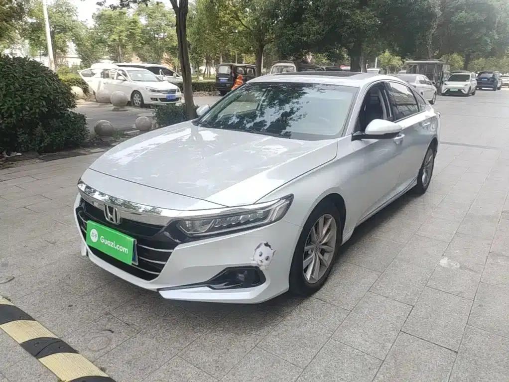 2022 Honda Accord 260TURBO Luxury Edition — миниатюра 2