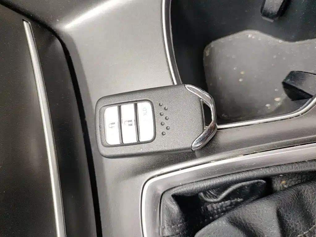 2022 Honda Accord 260TURBO Luxury Edition — миниатюра 17