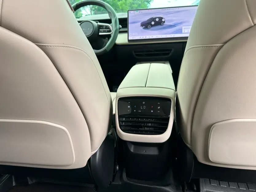 Mazda EZ-60 2025 Model Range-Extended 200 Pro — миниатюра 32