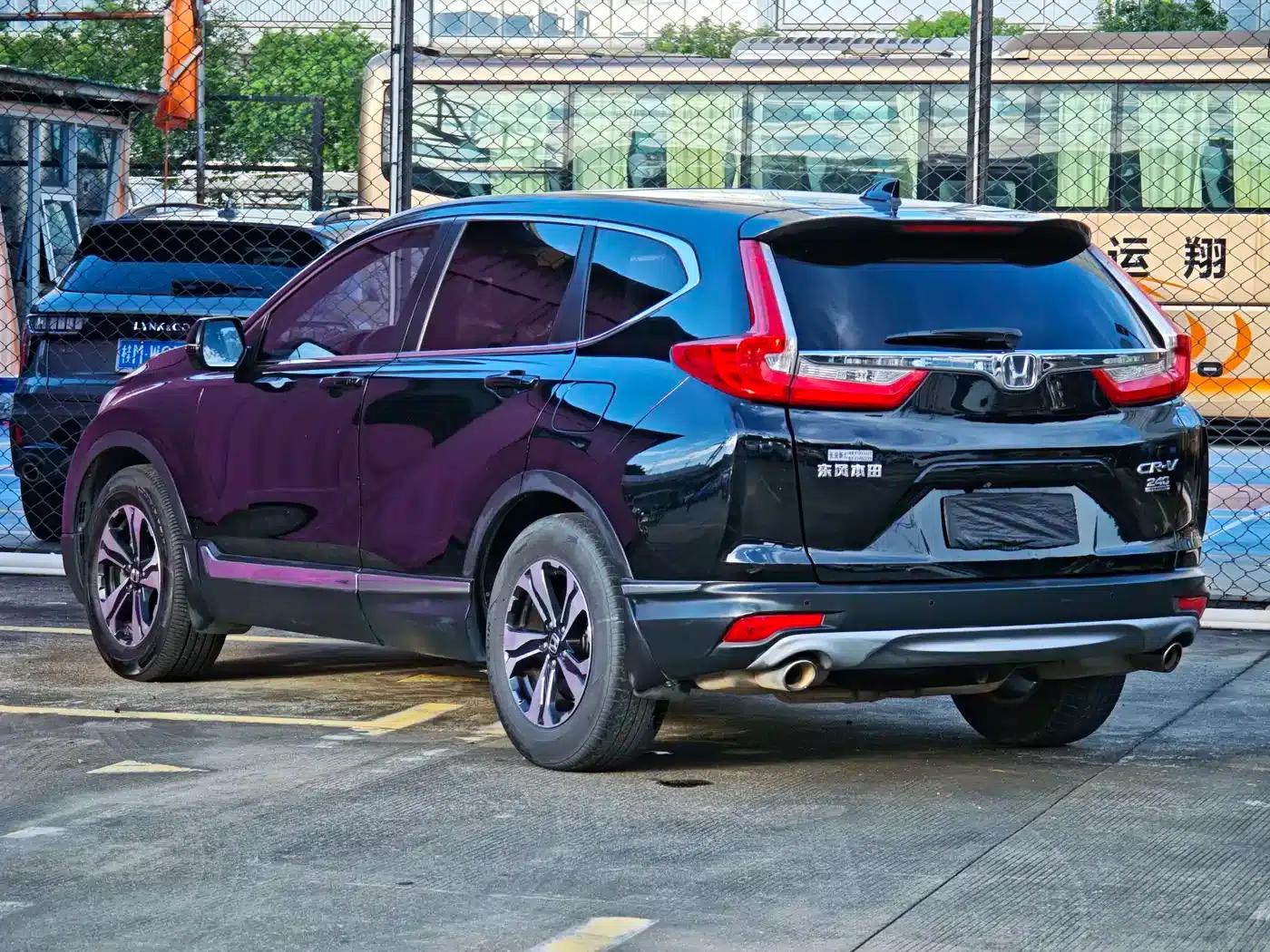 Honda CR-V 2017 240TURBO CVT 2WD Fashion Edition — миниатюра 14