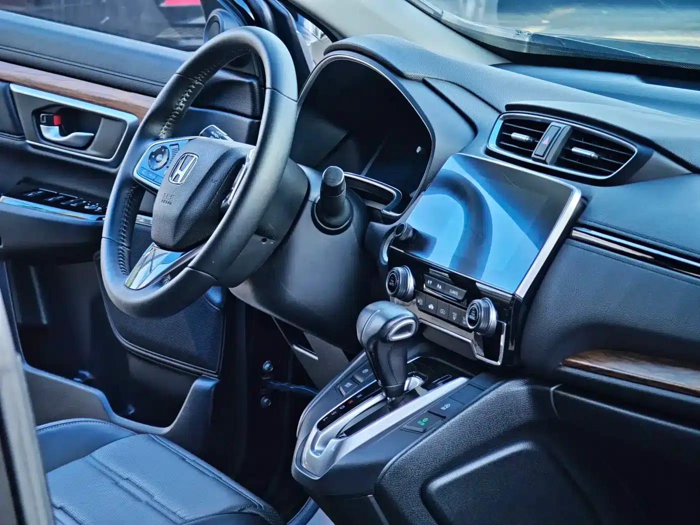 Honda CR-V 2017 240TURBO CVT 2WD Fashion Edition — миниатюра 8