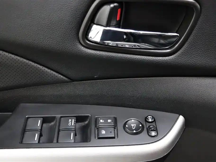 Honda CR-V 2015 2.4L 2WD Luxury Edition — миниатюра 12