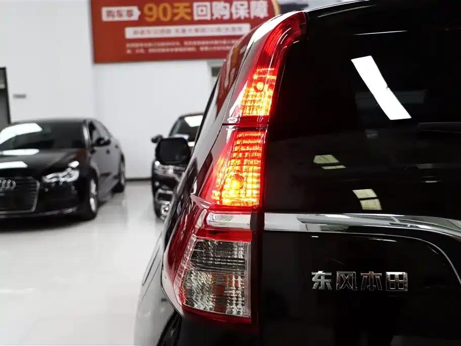 Honda CR-V 2015 2.4L 2WD Luxury Edition — миниатюра 28