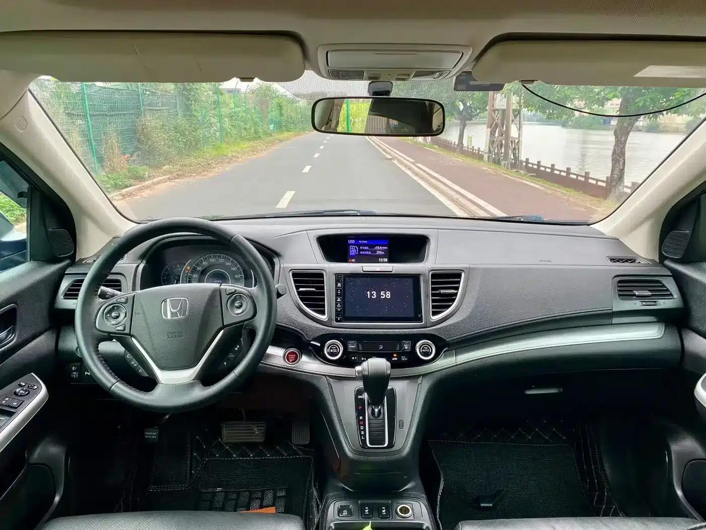 Honda CR-V 2015 2.4L 2WD Luxury Edition — миниатюра 6