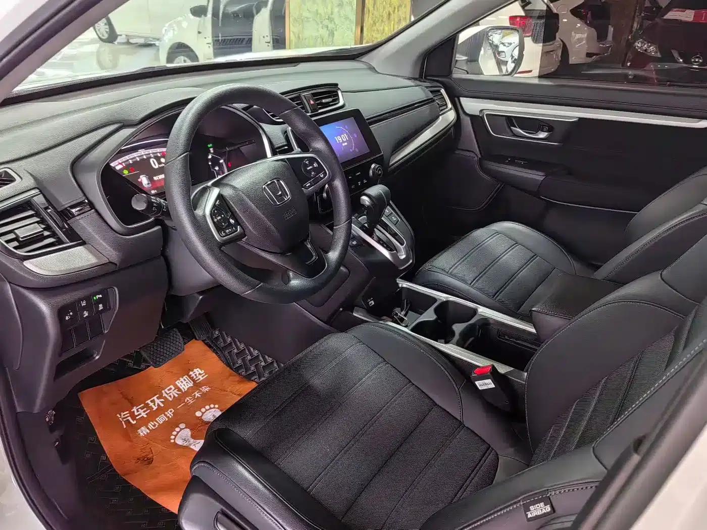 Honda CR-V 2019 Radiant Edition 240TURBO CVT 2WD Urban Edition (China VI Emission Standard) — миниатюра 3