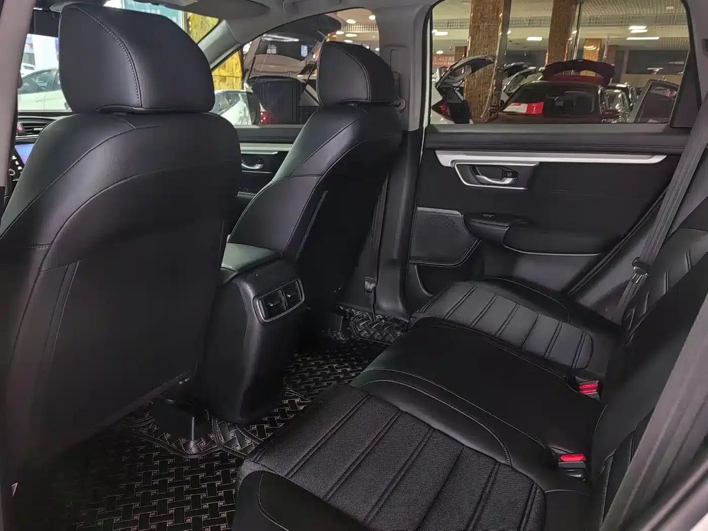 Honda CR-V 2019 Radiant Edition 240TURBO CVT 2WD Urban Edition (China VI Emission Standard) — миниатюра 4