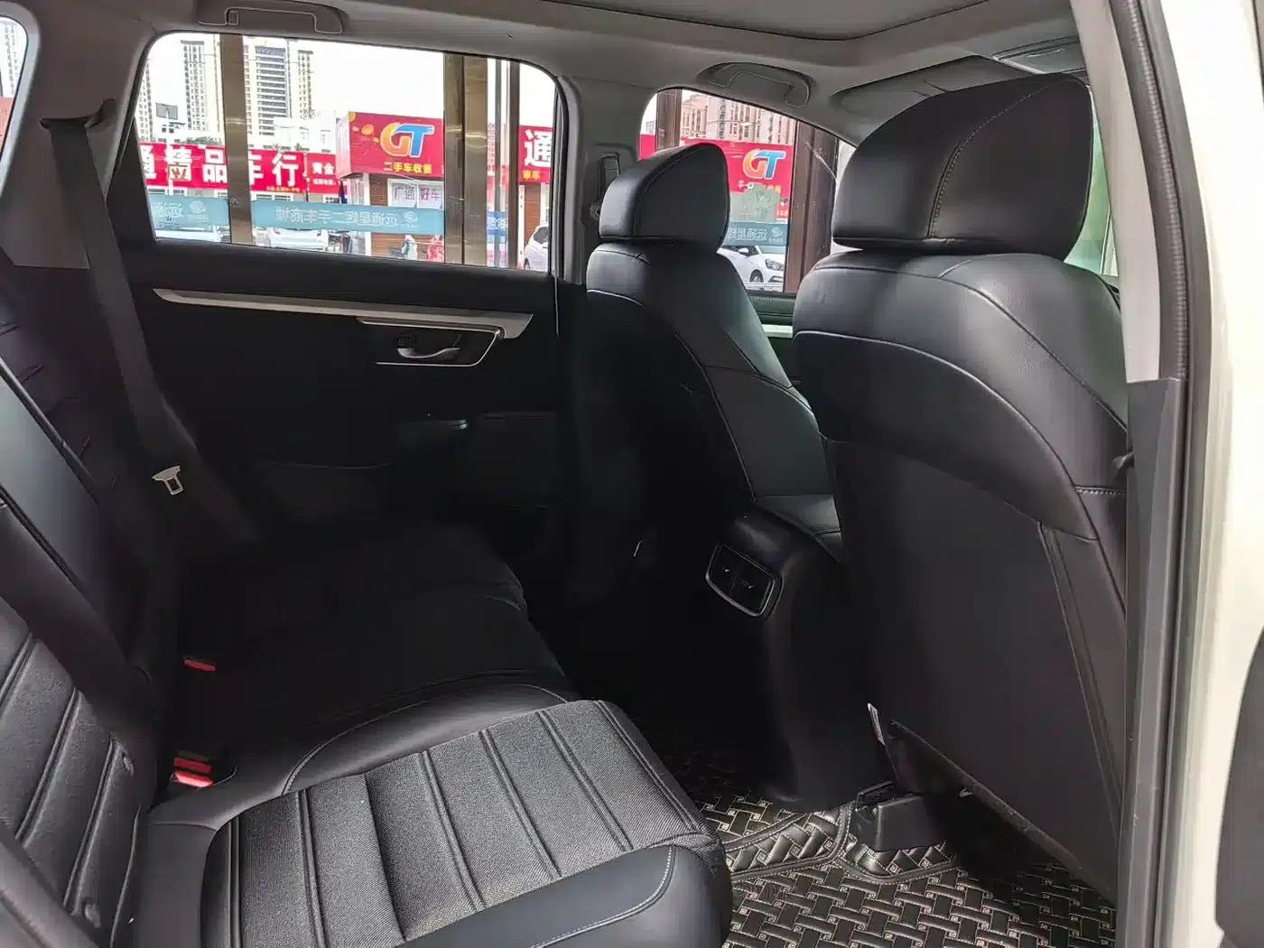 Honda CR-V 2019 Radiant Edition 240TURBO CVT 2WD Urban Edition (China VI Emission Standard) — миниатюра 6