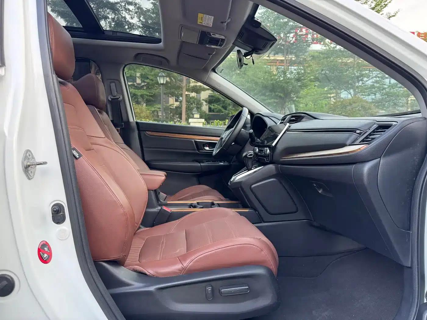Honda CR-V 2017 240TURBO CVT 4WD Premium Edition — миниатюра 19