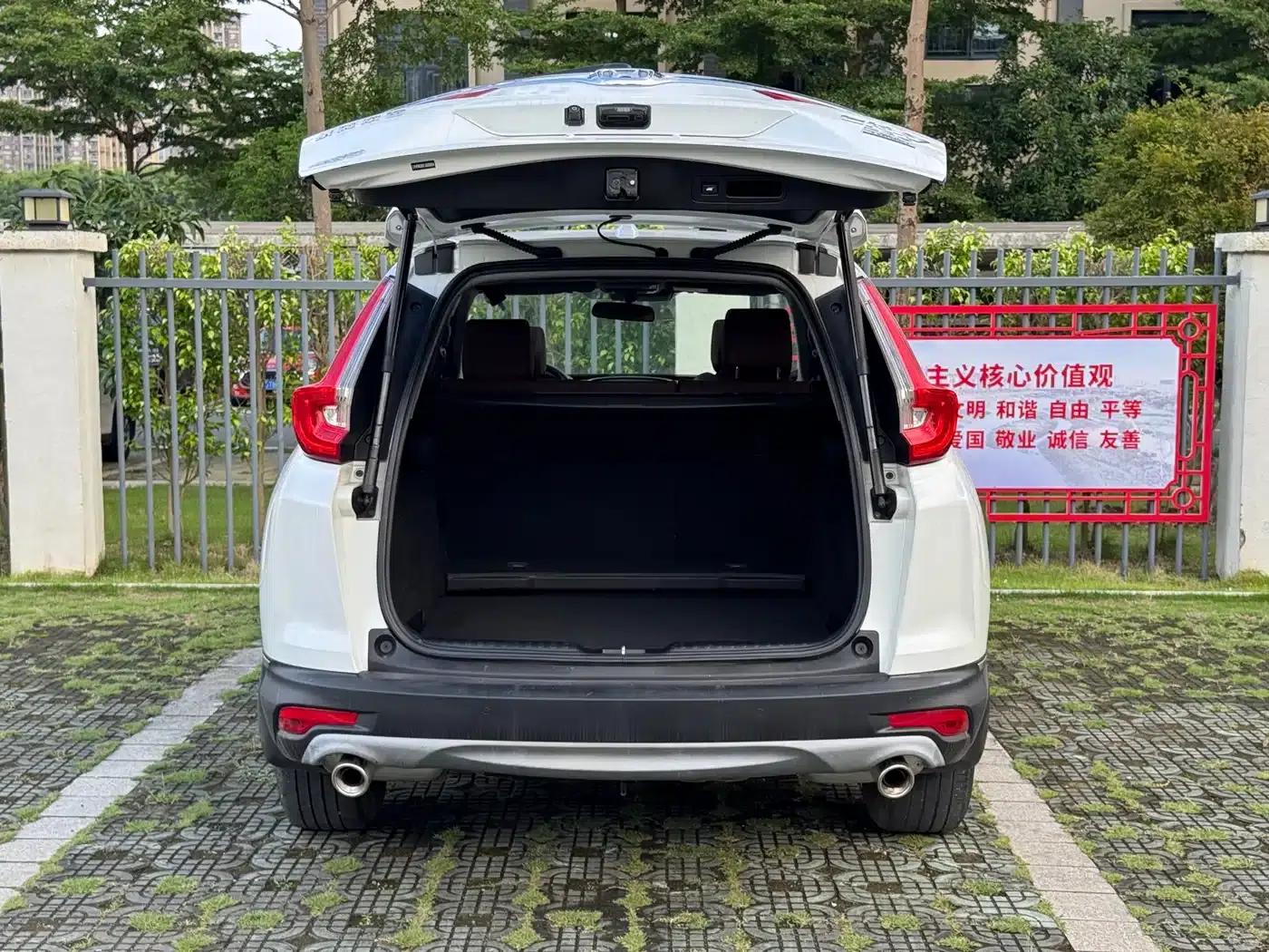 Honda CR-V 2017 240TURBO CVT 4WD Premium Edition — миниатюра 27