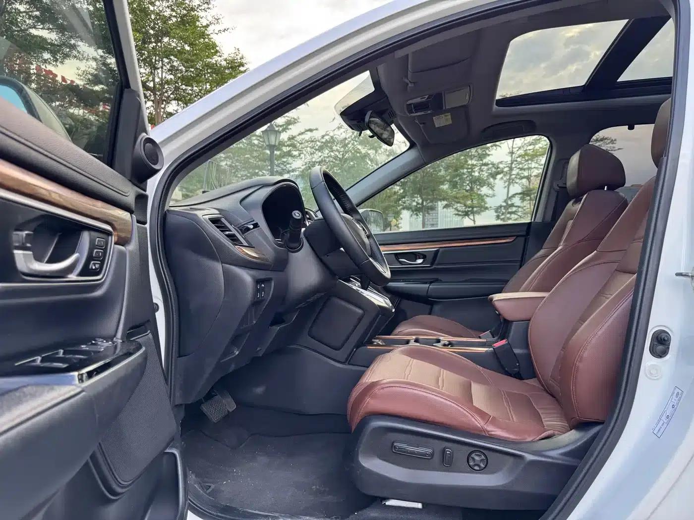 Honda CR-V 2017 240TURBO CVT 4WD Premium Edition — миниатюра 38