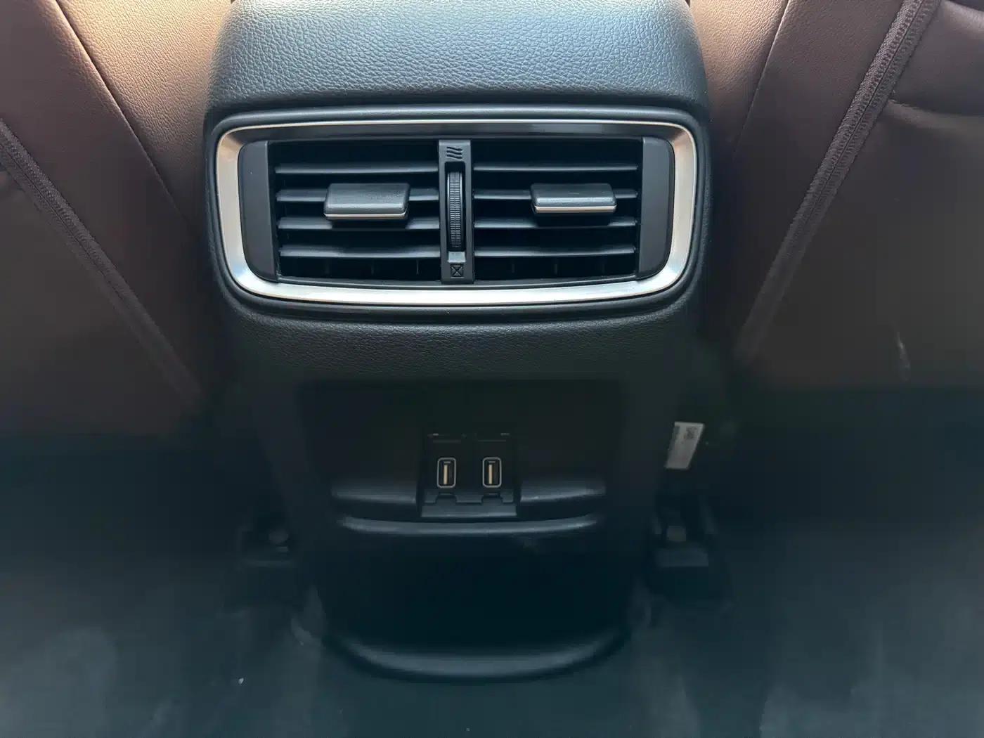 Honda CR-V 2017 240TURBO CVT 4WD Premium Edition — миниатюра 54