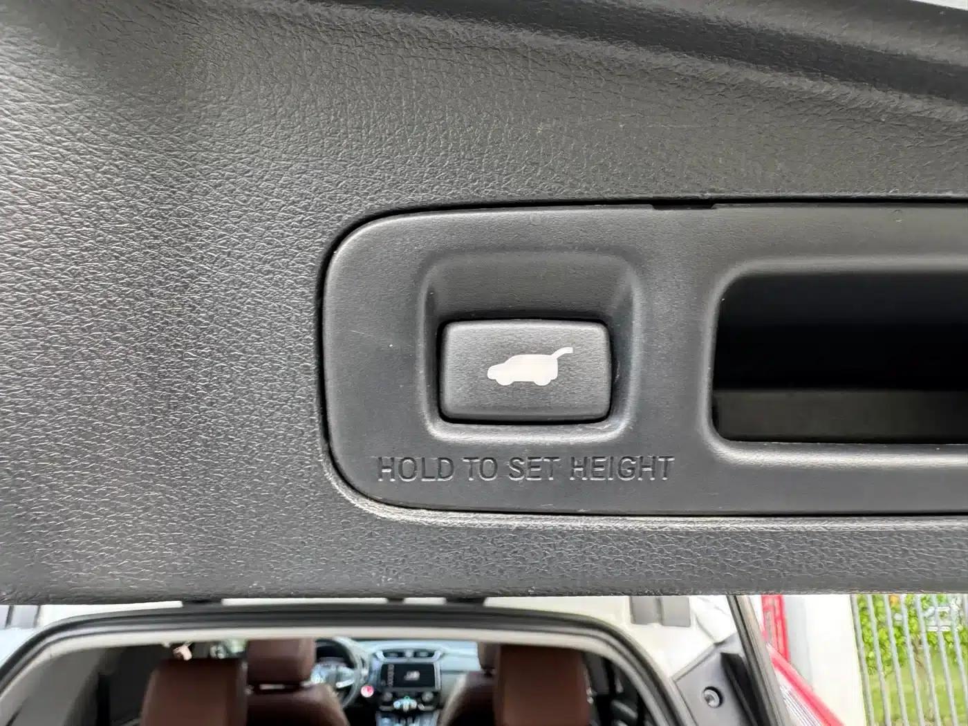 Honda CR-V 2017 240TURBO CVT 4WD Premium Edition — миниатюра 57