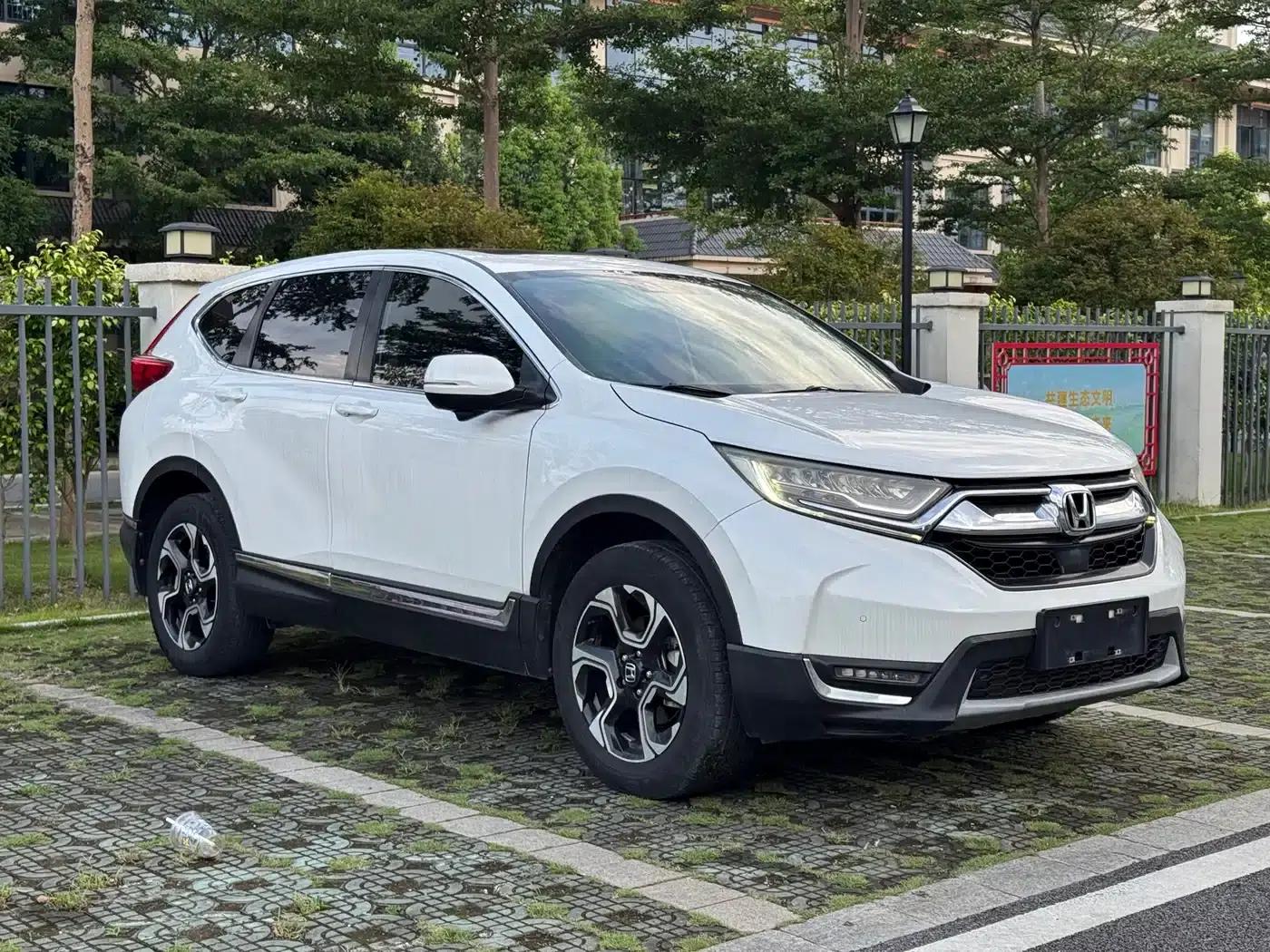 Honda CR-V 2017 240TURBO CVT 4WD Premium Edition — миниатюра 8
