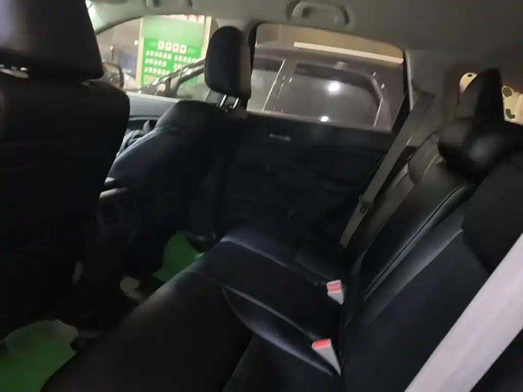 Honda CR-V 2015 2.0L 2WD Classic Edition — миниатюра 17