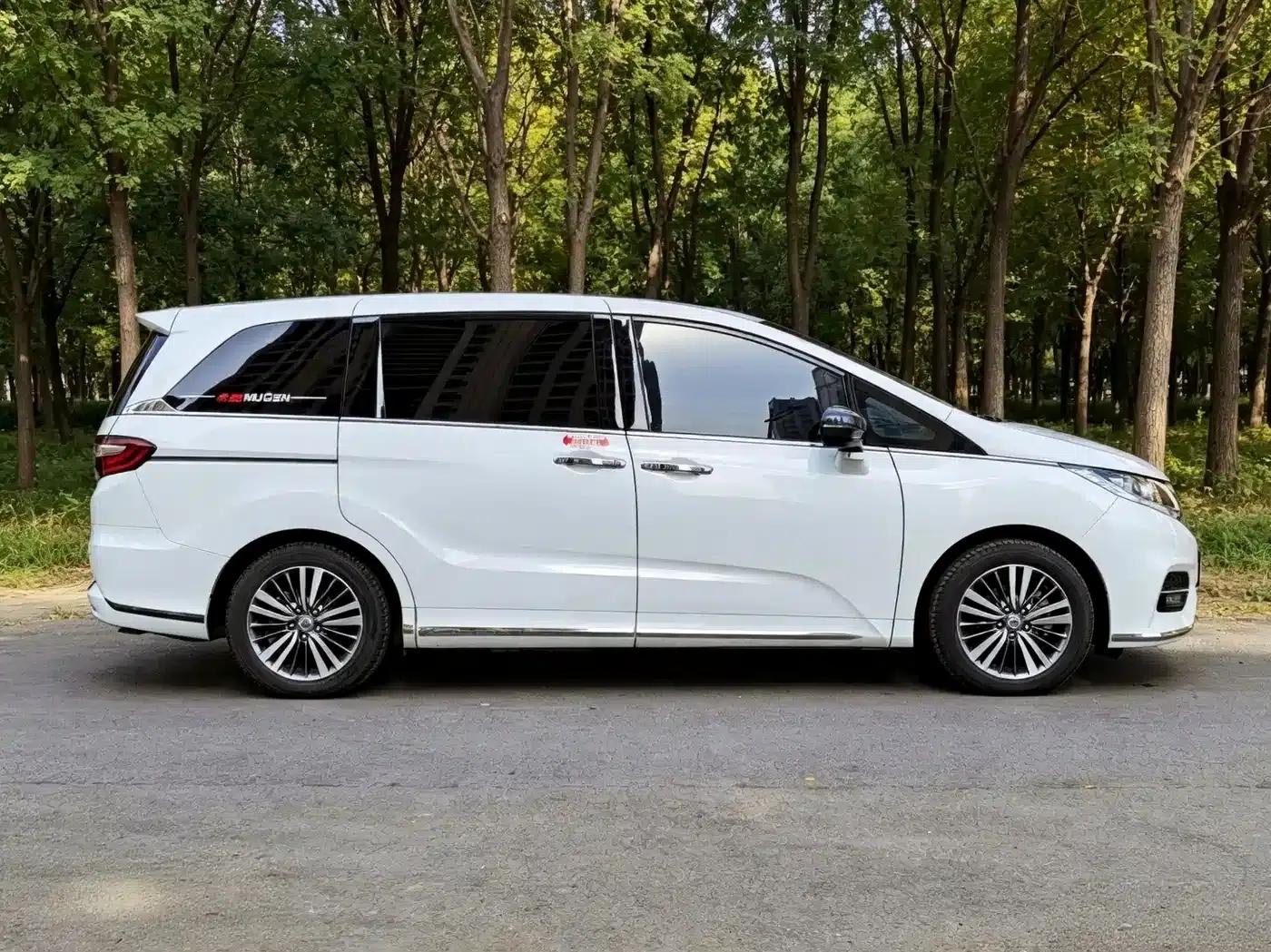 Odyssey 2018 2.4L Smart Edition — миниатюра 7