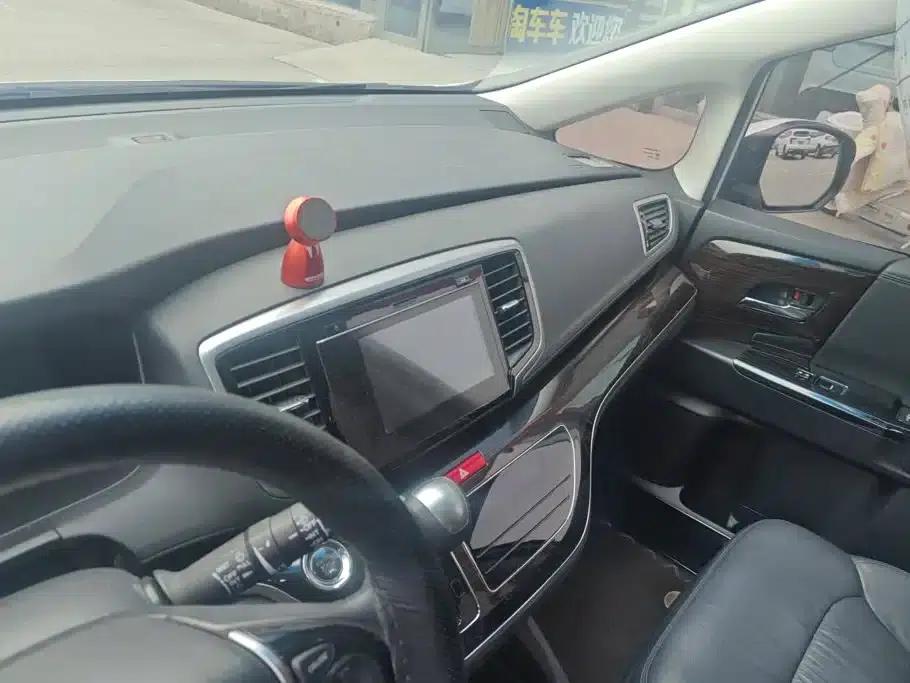 Odyssey 2018 2.4L Smart Edition — миниатюра 13
