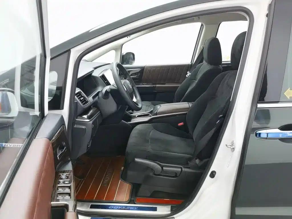 Odyssey 2019 2.0L Elite Comfort Edition — миниатюра 10