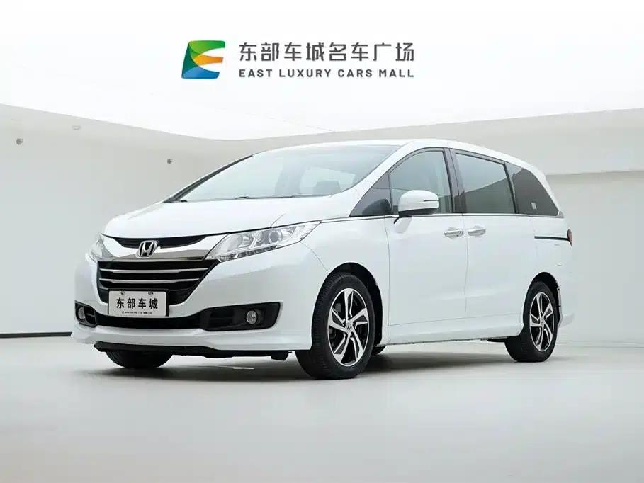 2017 Odyssey 2.4L Luxury Edition — миниатюра 1