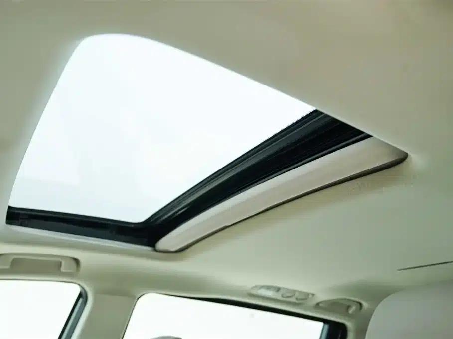 2017 Odyssey 2.4L Luxury Edition — миниатюра 12