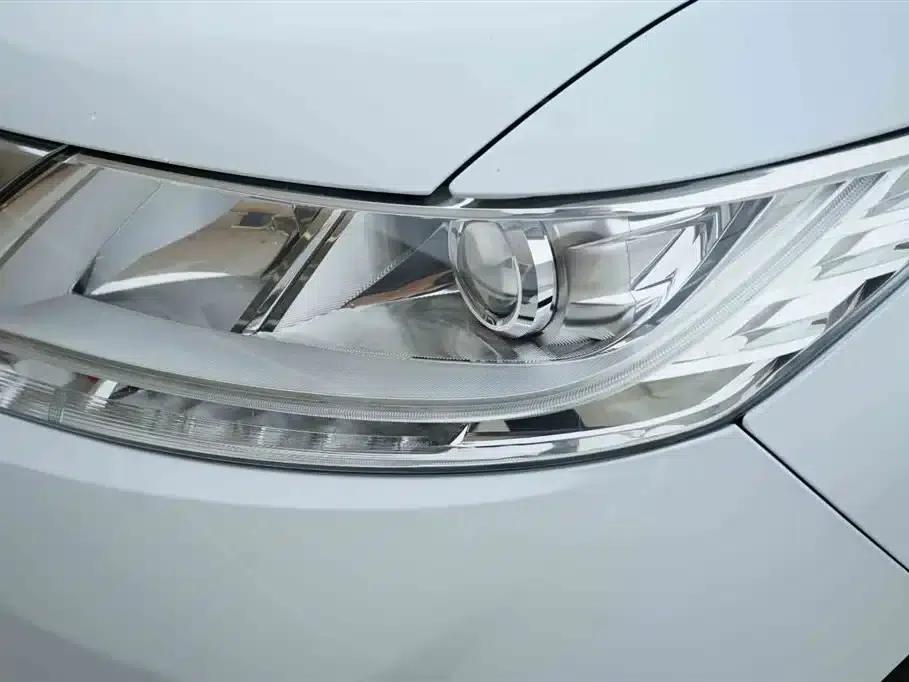 2017 Odyssey 2.4L Luxury Edition — миниатюра 15